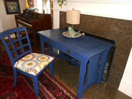 Amish Mission Writing Desk & Chair - Napoleonic Blue 